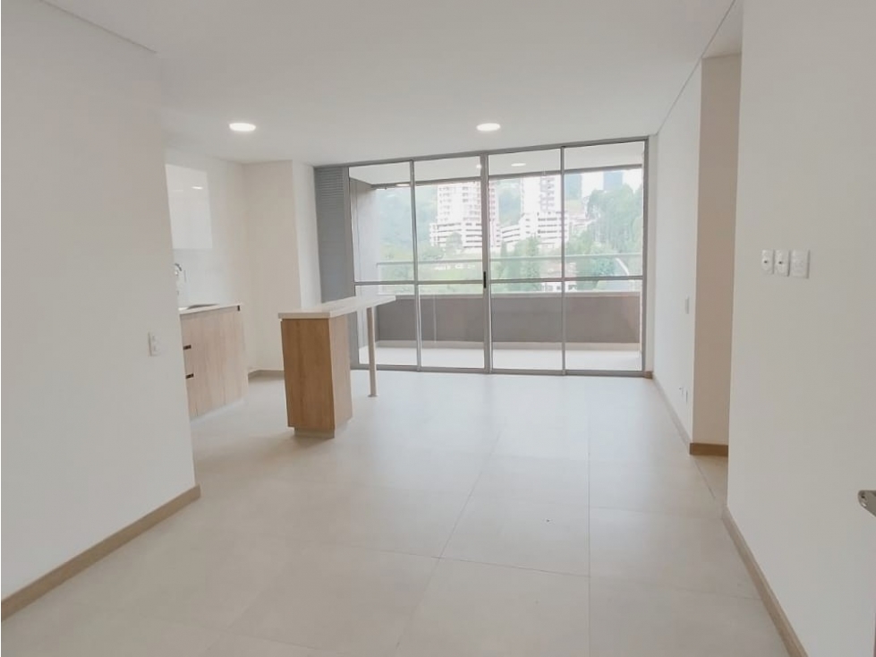 Apartamento en renta en Sabaneta, sector San José parte baja — foto 2