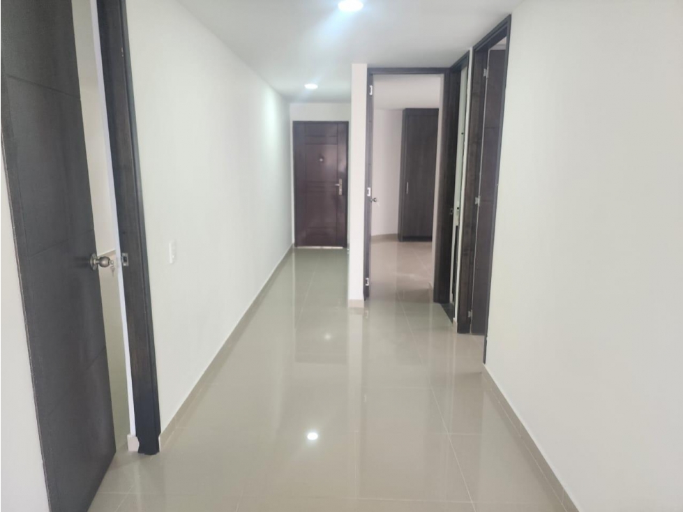 Apartamento en venta en Sabaneta, sector Calle del Banco — foto 4