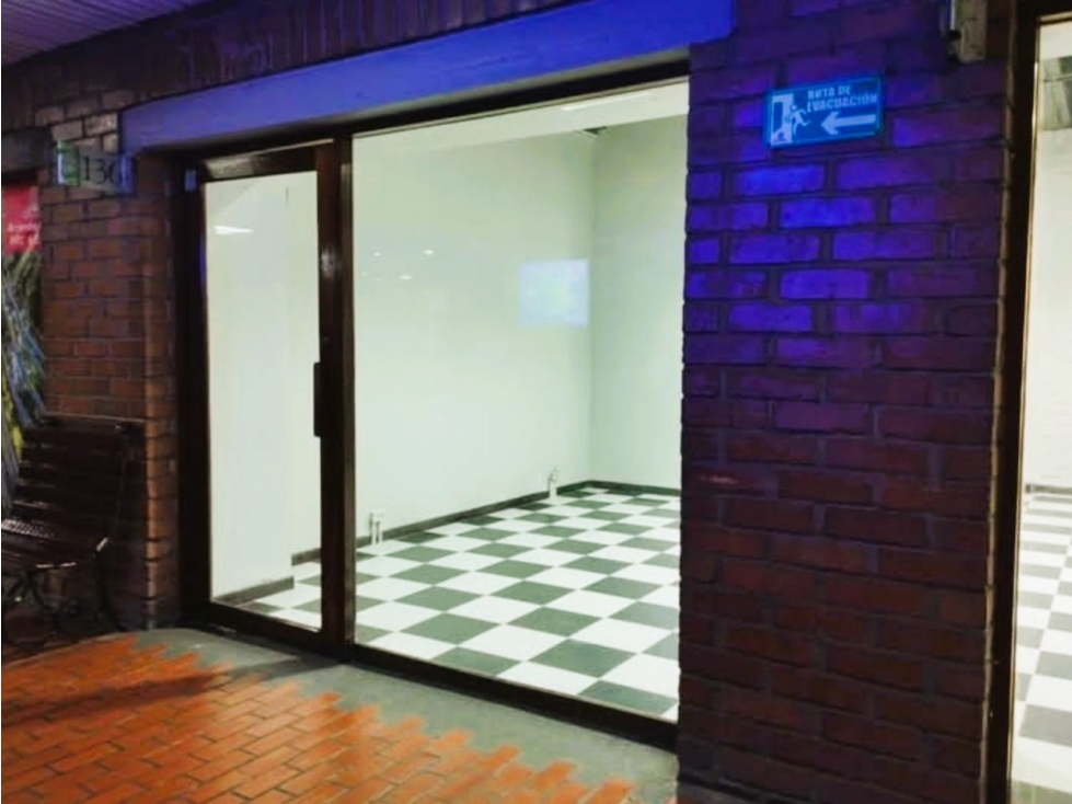 Local en Venta en Medellín, sector Villanueva — foto 3