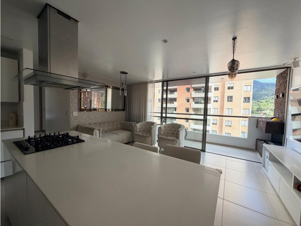 Apartamento en venta en Sabaneta, sector San José parte baja — foto 3