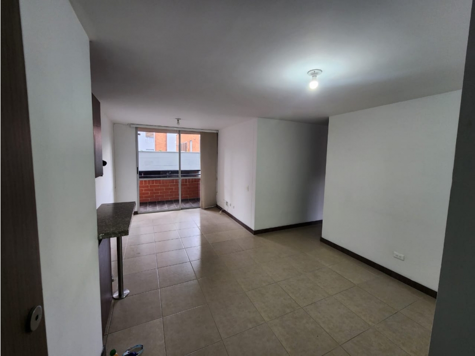 Apartamento en venta en Itagüí, sector Ditaires — foto 2