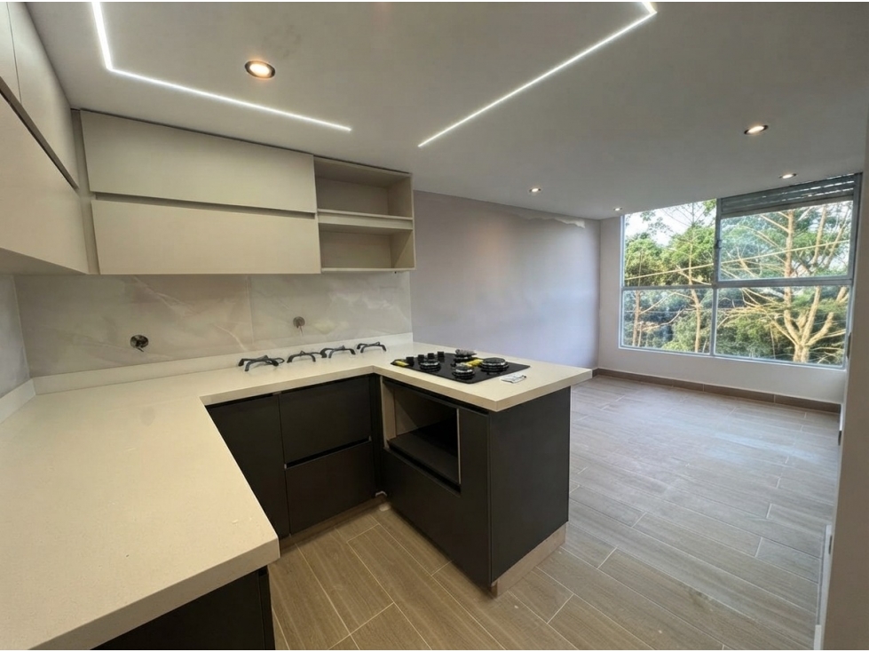 Apartamento en venta en Sabaneta, sector Pan de Azúcar — foto 2