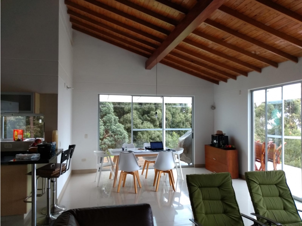 Casa campestre en venta en Envigado, sector La Catedral