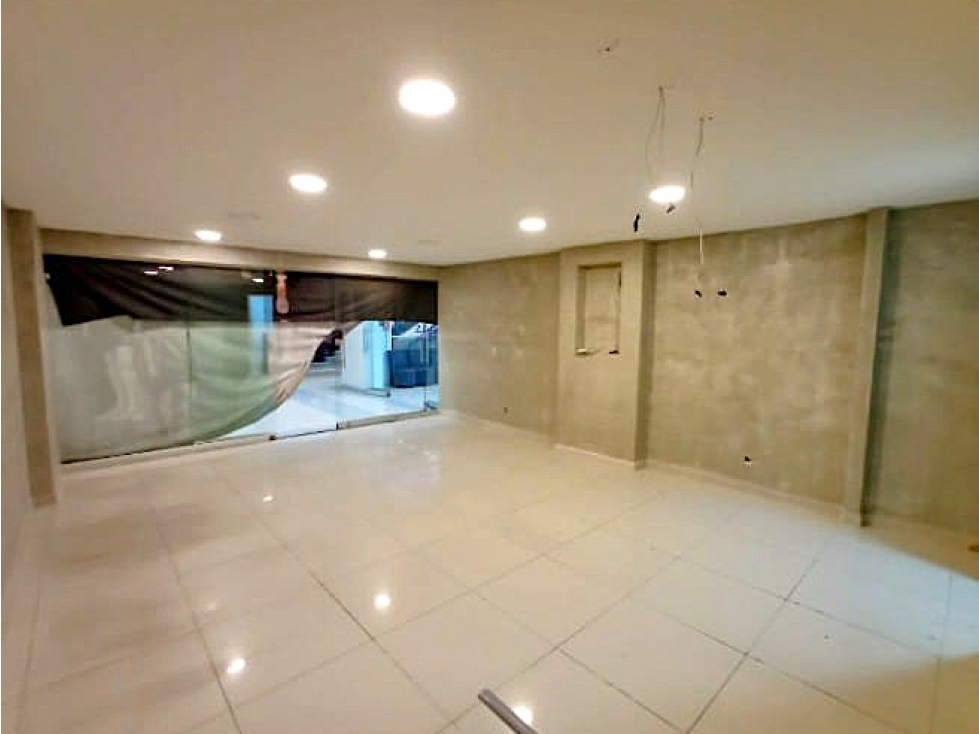 Local en Arriendo en Medellín , Sector Poblado — foto 3