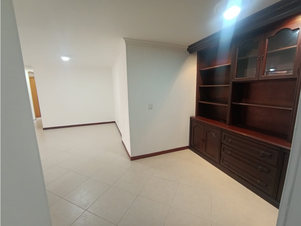 Apartamento en Arriendo Envigado, sector San Lucas — foto 5