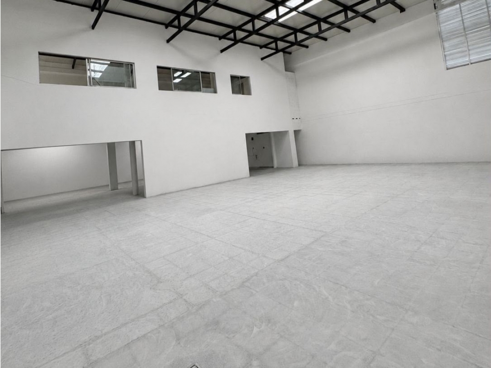Bodega en venta en Medellín, sector El Poblado - 5