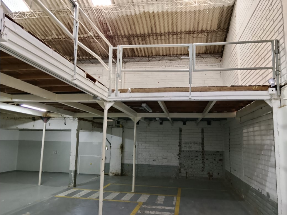 Bodega en Arriendo en Medellín, Sector Poblado — foto 3