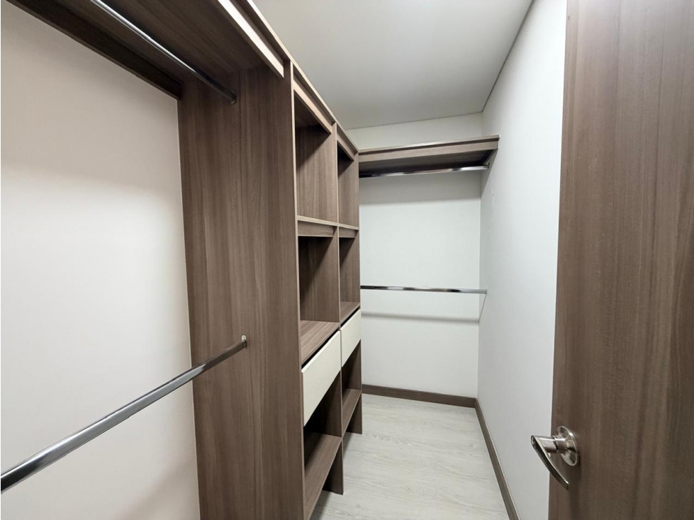 Apartamento en venta en Sabaneta, sector Aves María — foto 6