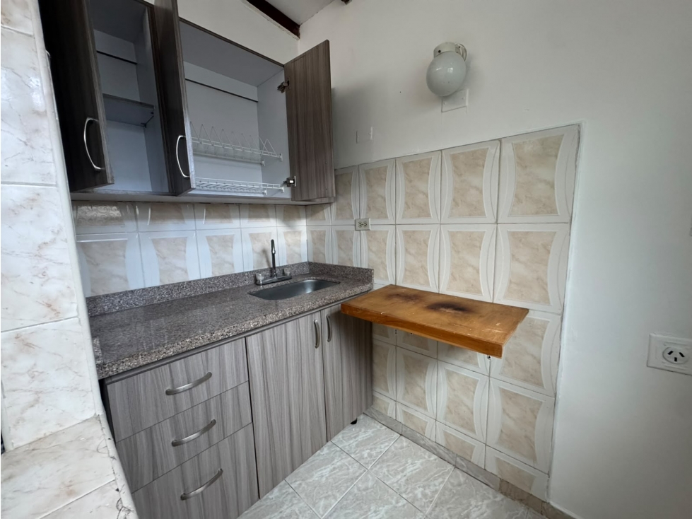 Casa en venta en Medellín, sector San Rafael Av. Guayabal — foto 2