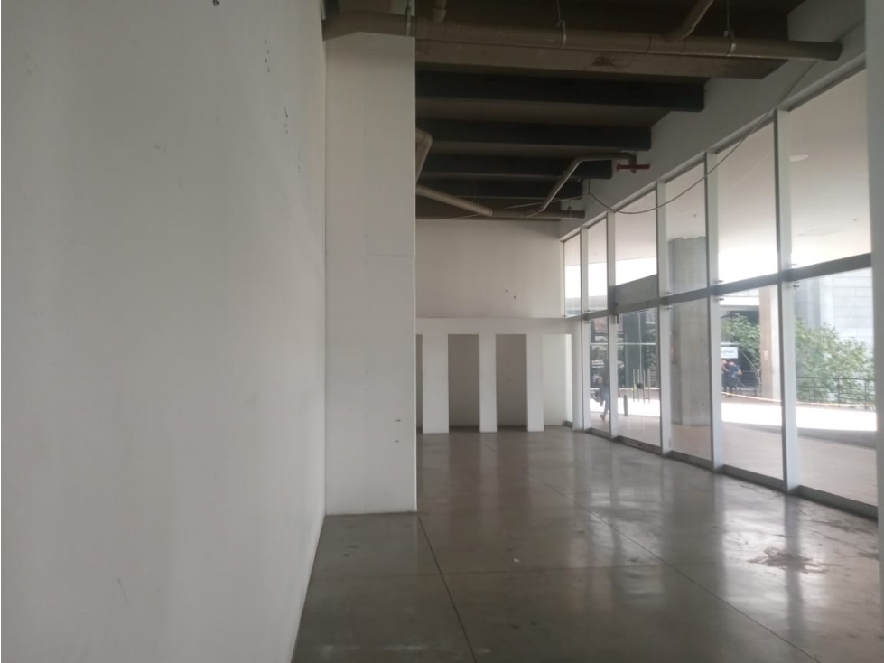 Local en Arriendo en sabaneta , Sector estación — foto 3