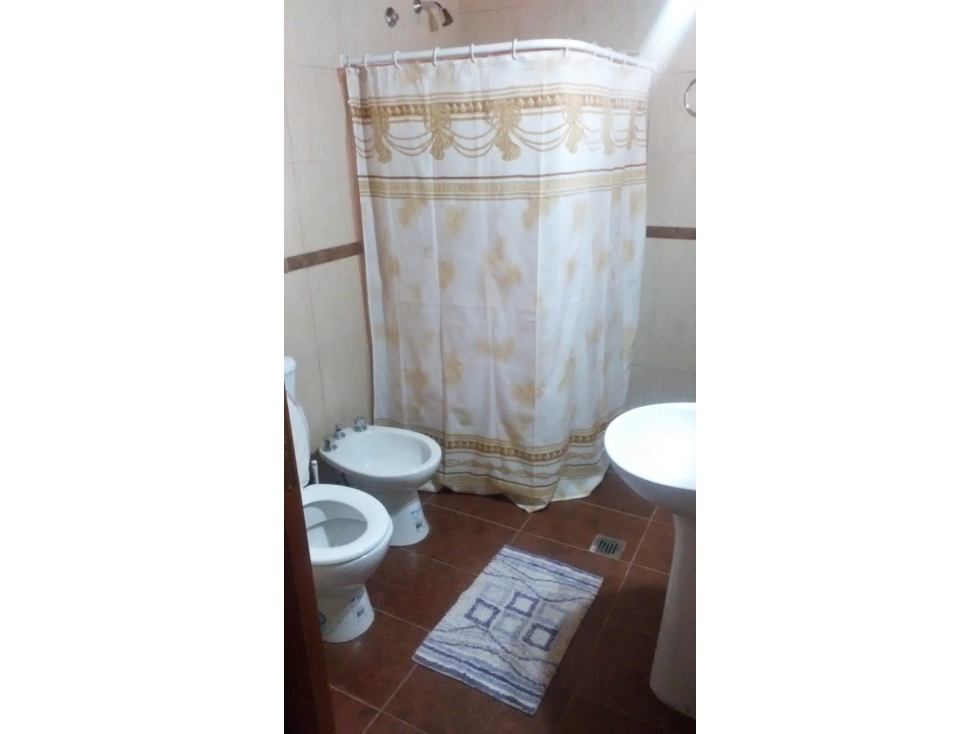 SE ALQUILA CASA DE 2 DORMITORIOS EN EL BOLSÓN — foto 6