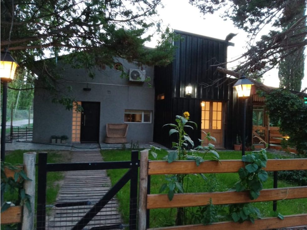SE VENDE/ PERMUTA EXCELENTE PROPIEDAD EN TRELEW CA-238 - 2