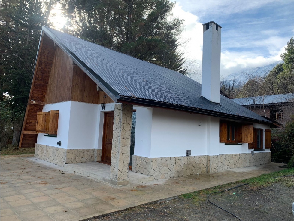 EN VENTA PROPIEDAD CON DOS CASAS EN VILLA TURISMO EL BOLSÓN — foto 2