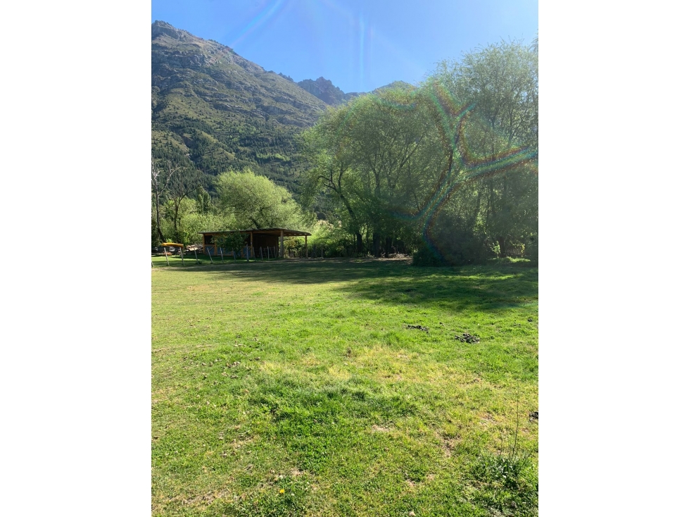 EN VENTA AMPLIO LOTE EN EL HOYO. A MTS DEL RÍO EPUYEN Y DE LA R 40 - 3