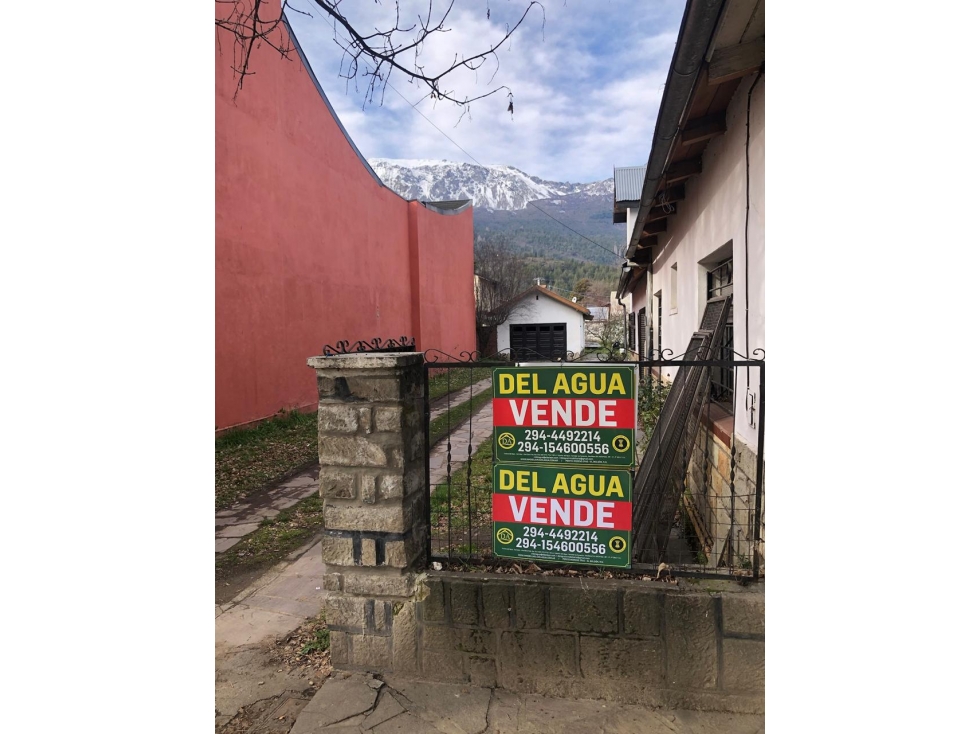 IMPORTANTE PROPIEDAD SOBRE AV SAN MARTIN EN EL CENTRO DE EL BOLSON - 3
