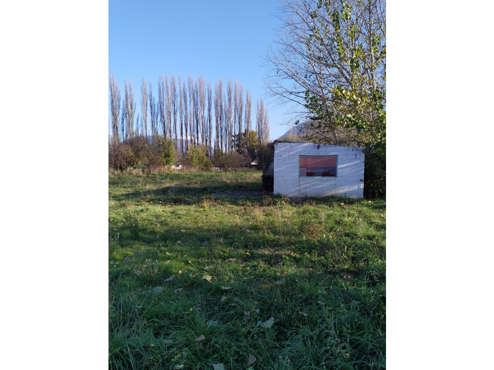 EN VENTA AMPLIO LOTE SOBRE RUTA 40 EL HOYO LO 269 - 2