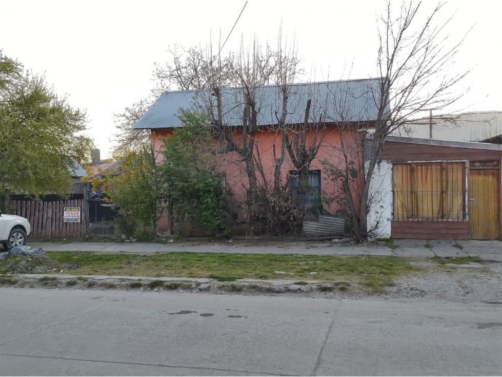 EN VENTA LOCAL COMERCIAL, CASA Y DEPARTAMENTO EN EL BOLSÓN - 4