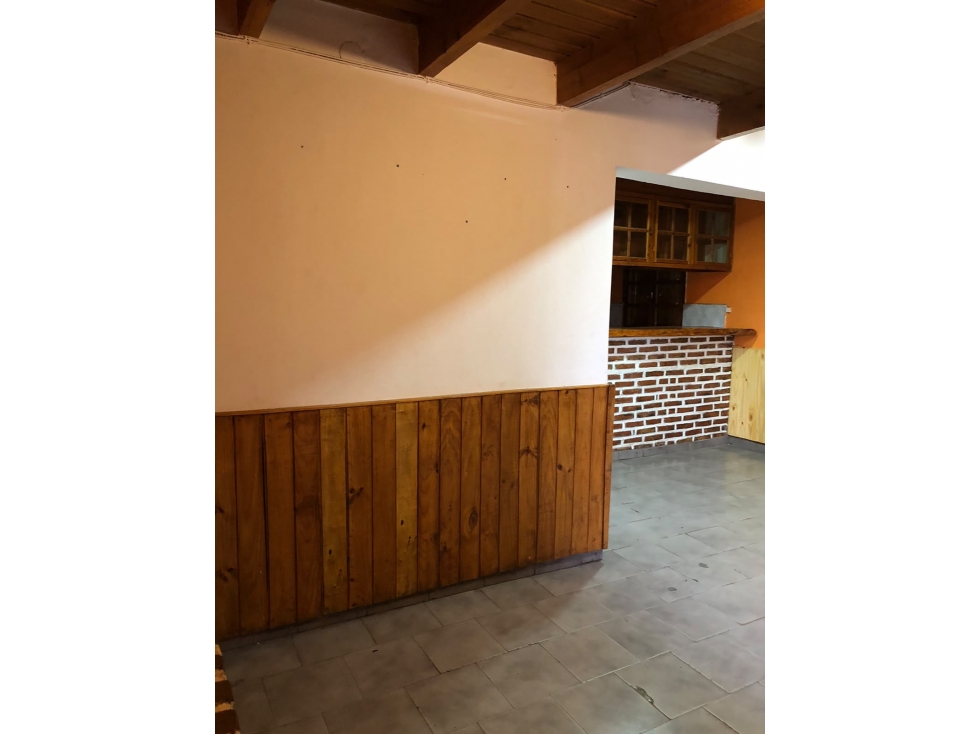 SE ALQUILA CASA DE 4 DORMITORIOS EN EL BOLSÓN - 5