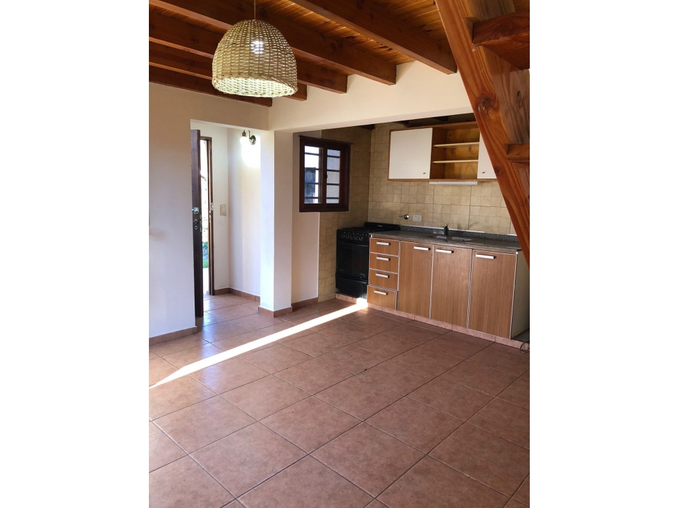SE ALQUILA CASA EN BARRIO ANDÉN, EL BOLSÓN - 1
