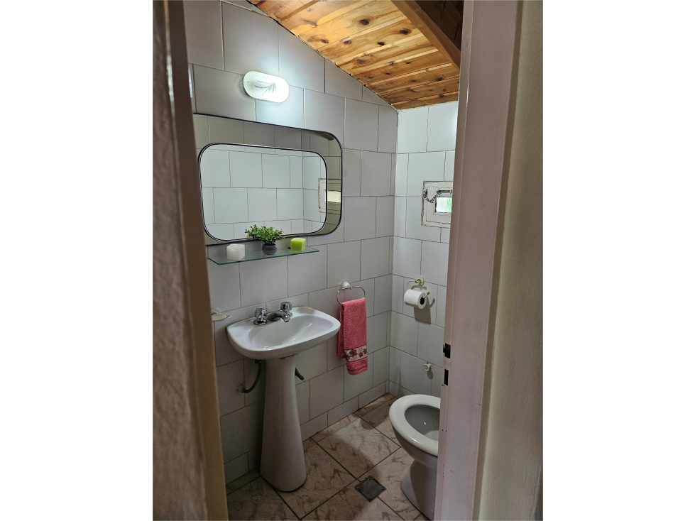 EN VENTA AMPLIA CASA EN BARRIO ANDEN DE EL BOLSÓN CA-329 - 6