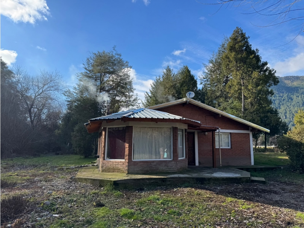CASA DE 3 DORMITORIOS CON LOTE DE 2400 M2 EN LAGO PUELO CA-361 - 2
