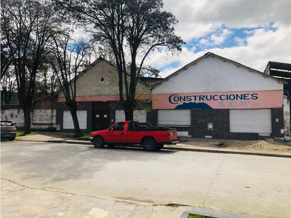 EN VENTA DOS AMPLIOS LOCALES EN EL CENTRO DE EL BOLSÓN LC-07 - 4