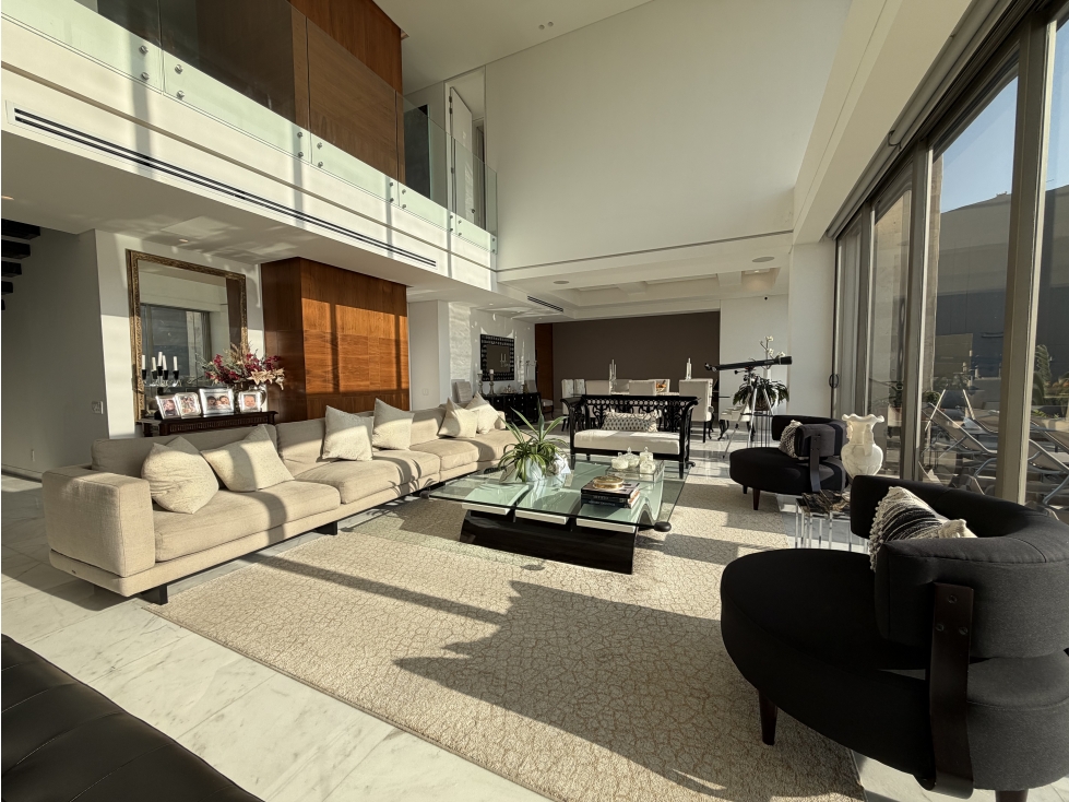 Casa de Lujo en Bosques de Monticello 541 m²