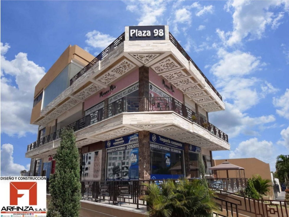Local comercial en plaza 98 con vista a la ciudad