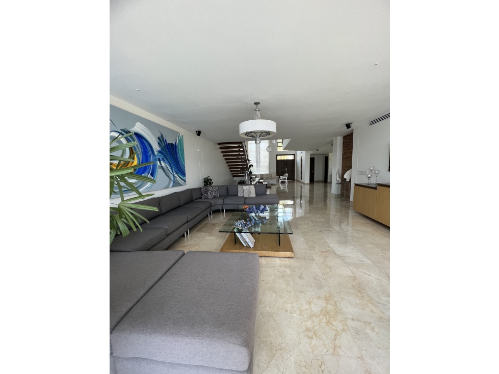 Impresionante Casa de 562m² en Villa Campestre - 3