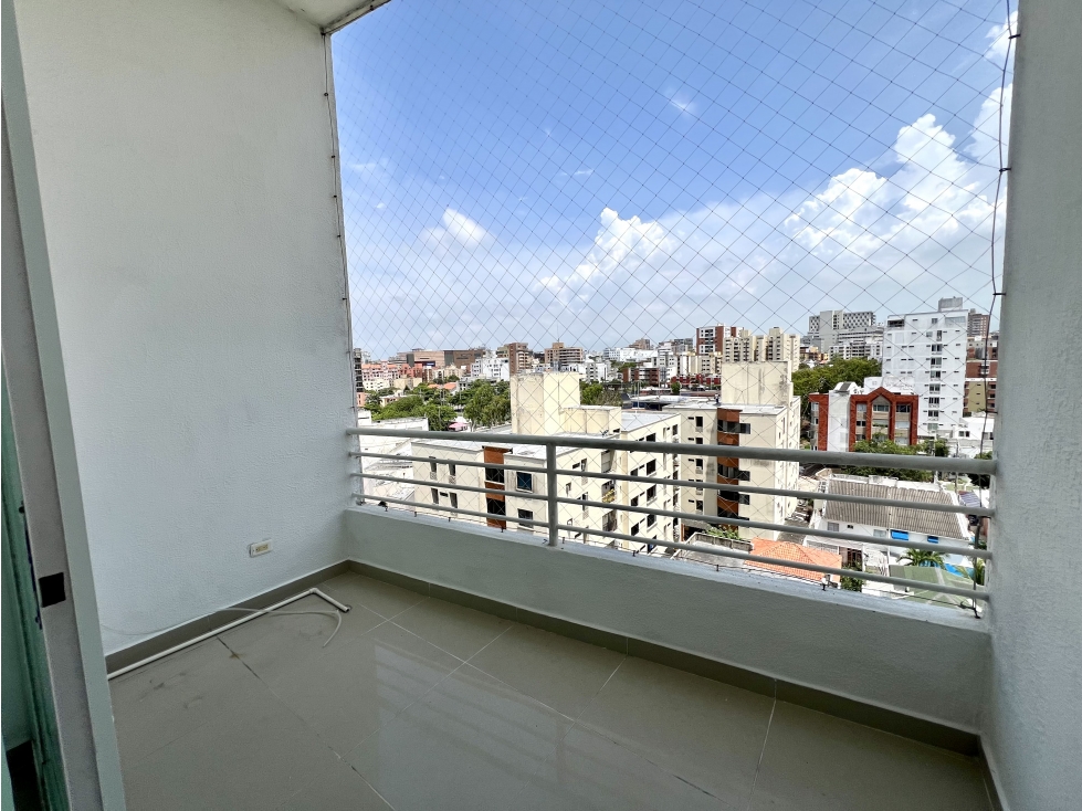 APARTAMENTO EN SECTOR DE LUJO EN BARRANQUILLA CON INCREIBLE VISTA — foto 2