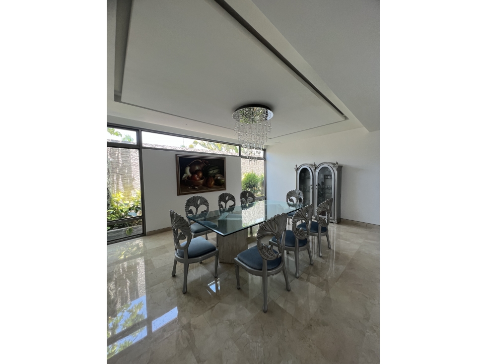 Impresionante Casa de 562m² en Villa Campestre - 5