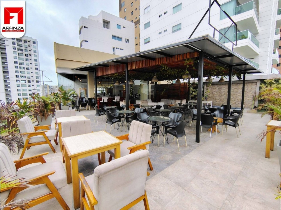 Local comercial en plaza 98 con vista a la ciudad — foto 6