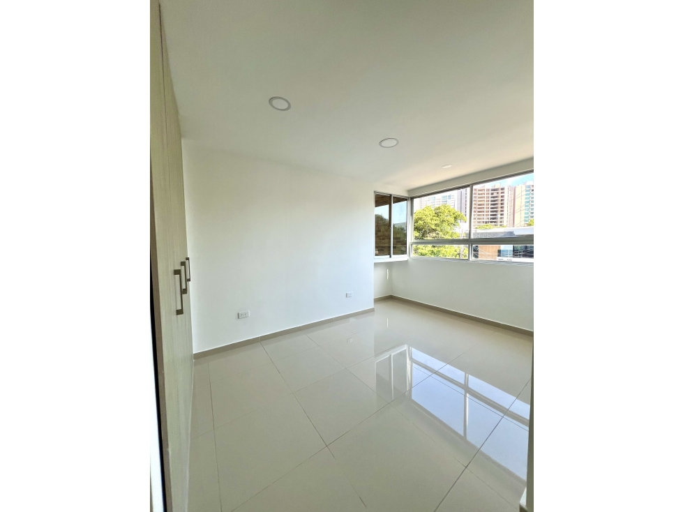 APARTAMENTO SUPER COMODO EN SECTOR DE LUJO EN BARRANQUILLA — foto 6