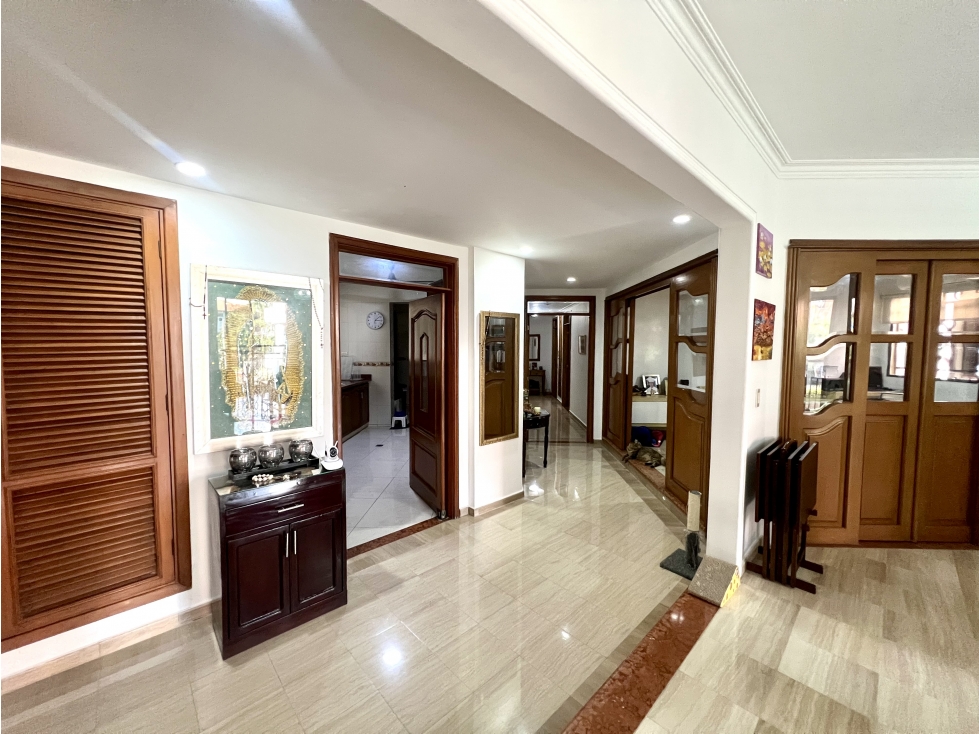 Amplio Apartamento de 198m2 en Altos del Limón con 3 hab — foto 3