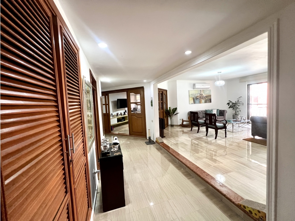 Amplio Apartamento de 198m2 en Altos del Limón con 3 hab — foto 4