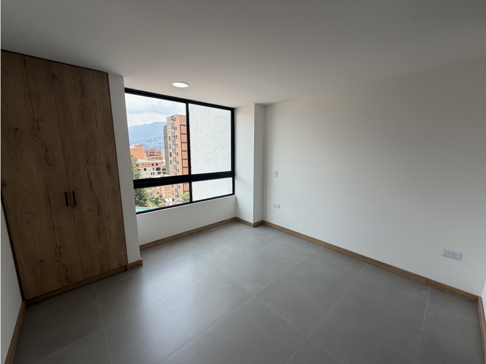 Venta apartamento nuevo, dúplex, Laureles — foto 4