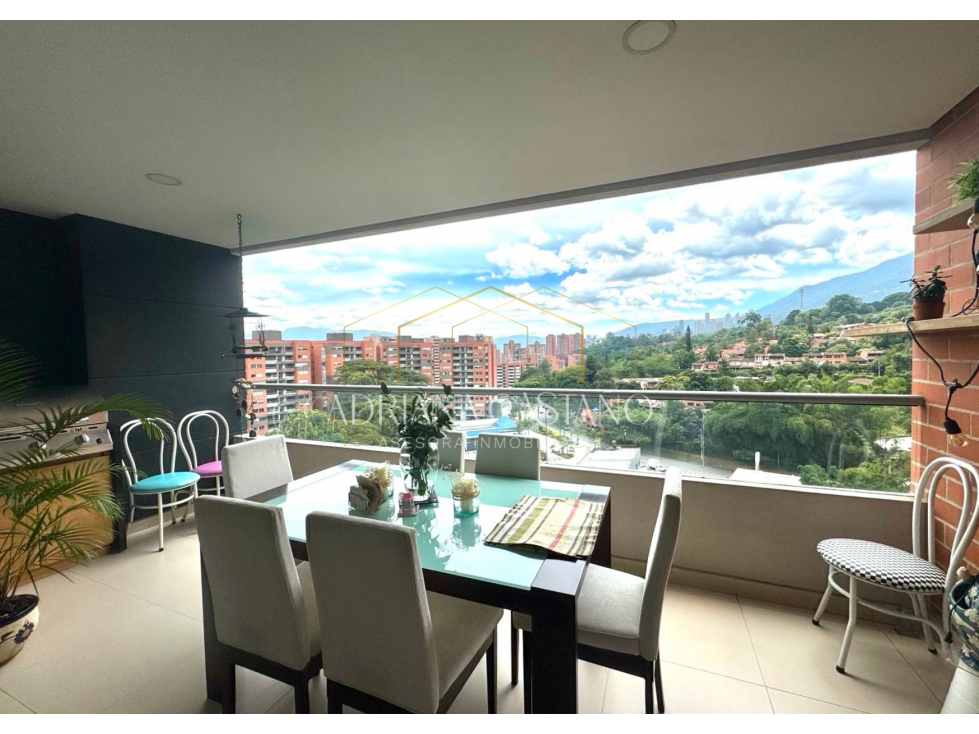 Vendo apartamento en Envigado, transv intermedia con Escobero