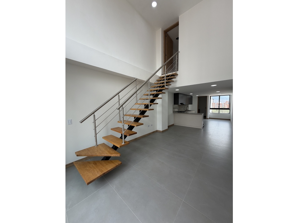 Venta apartamento nuevo, dúplex, Laureles — foto 3