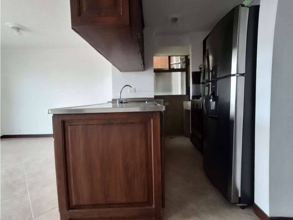 Apartamento en Loma de Los Bernal. — foto 4