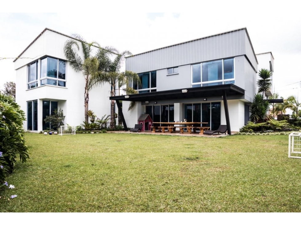 Casa en venta, Llanogrande, Antioquia - 1