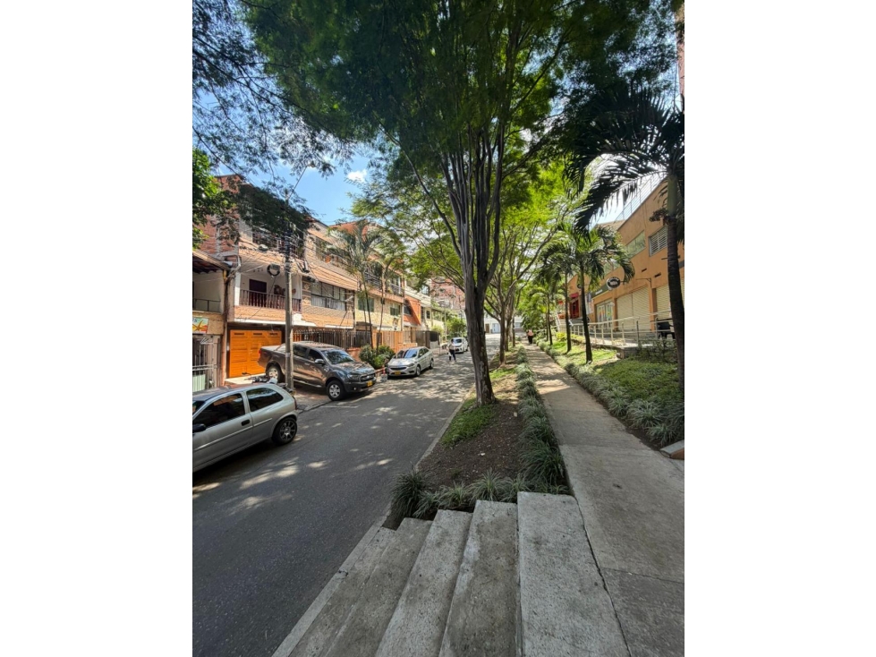 Apartamento en Venta La Floresta.