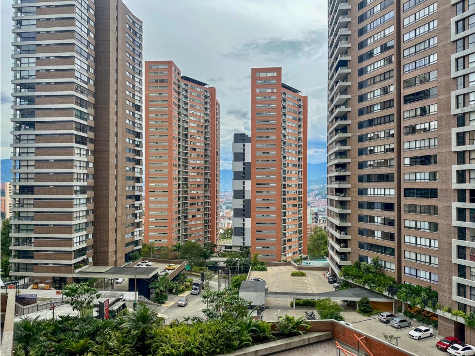 Apartamento en Venta En Altos del Poblado.