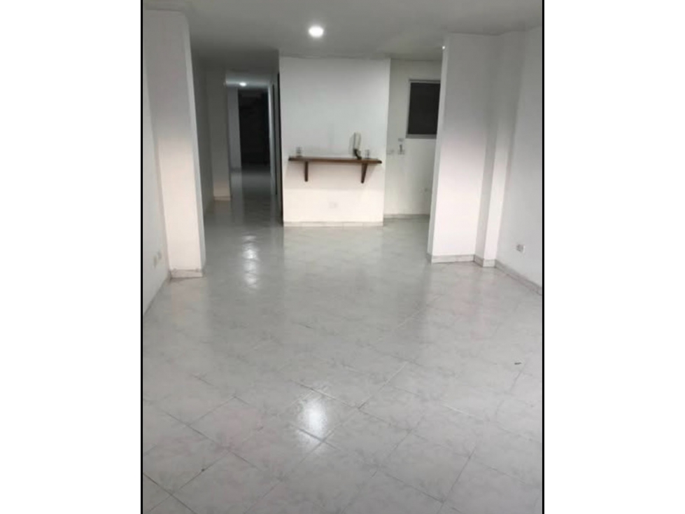 Apartamento Dúplex para remodelar en Laureles. — foto 6