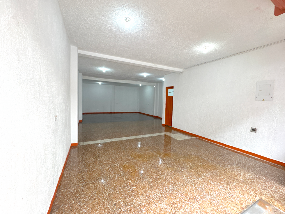 Hermosa bodega en arriendo 66 m2!! en Andalucia!! - 1