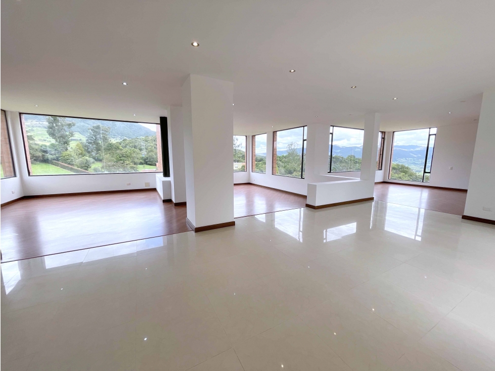 Hermosa casa en La Calera ¡Elegancia y confort! — foto 5