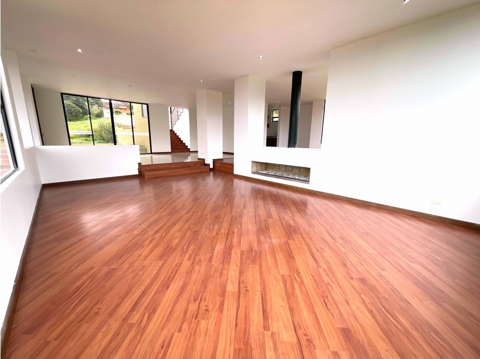 Hermosa casa en La Calera ¡Elegancia y confort! — foto 6