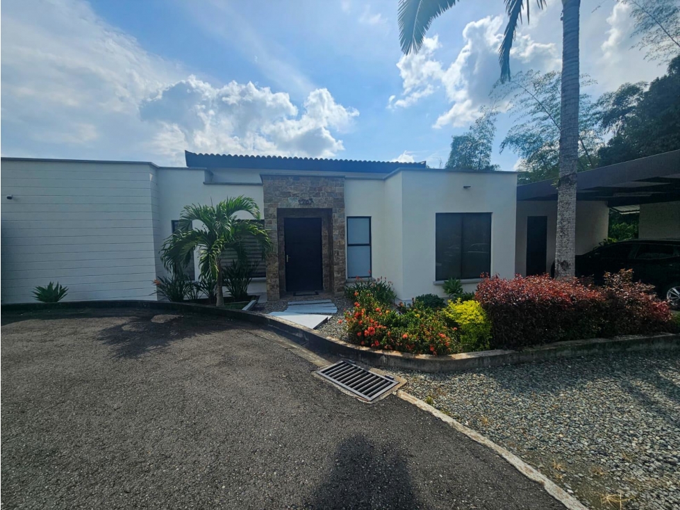 HERMOSA CASA CAMPESTRE EN VENTA EN CONDOMINIO VÍA AL CAIMO, ARMENIA — foto 2