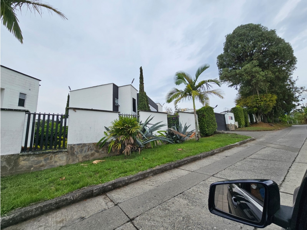 VENTA ESPECTACULAR CASA CAMPESTRE EN EL NORTE DE ARMENIA — foto 2