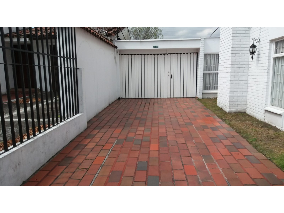 VENTA DE HERMOSA CASA EN NIZA NORTE, EN BOGOTA