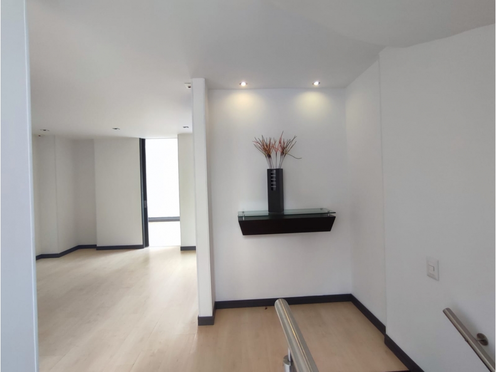 VENTA HERMOSA CASA DUPLEX PINARES PEREIRA — foto 3